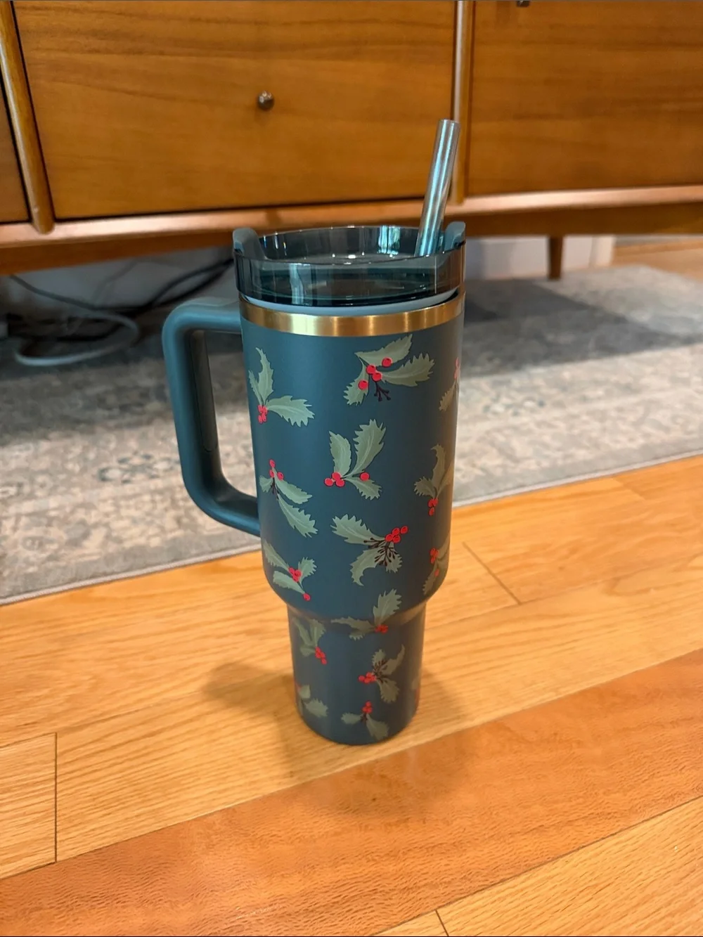 Stanley Quencher H2.0 Flowstate Tumbler - 40oz. - Holiday Botanical - Picture 3 of 6